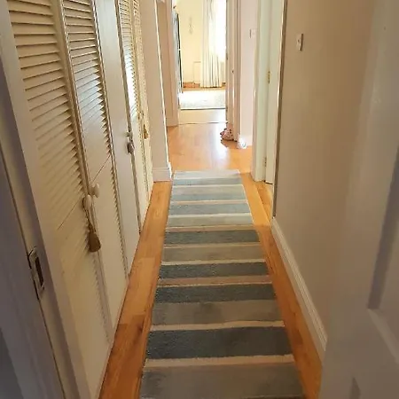 Homestay 124 ,castlelawn Heights, Headford Road Homestay Galway